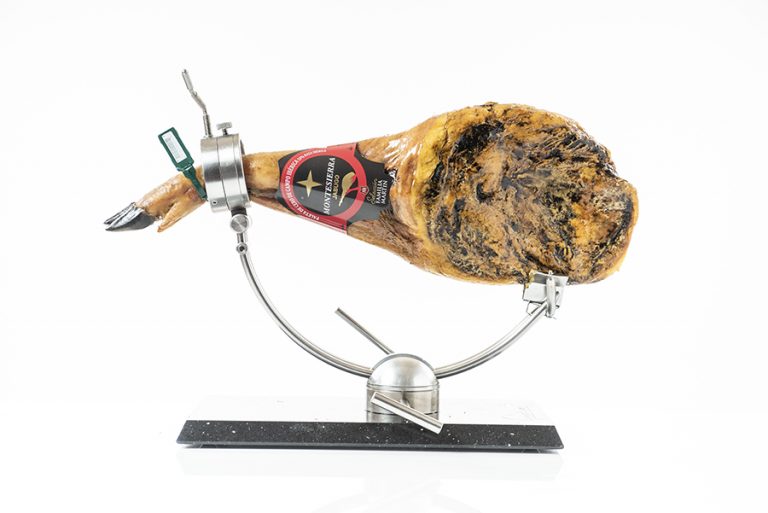 ¿Qué son los jamones y paletas ibéricas de Cebo de Campo?